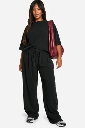 Boohoo Plus T-Shirt En Wide Leg Broek Set