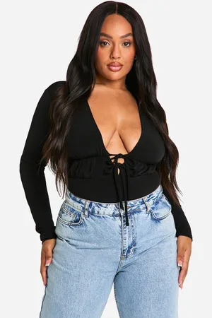 Boohoo Plus One Piece Met Strik En Dubbele Lagen