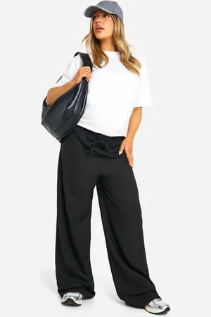Boohoo Zwangerschap Geweven Wide Leg Broek Met Ceintuur