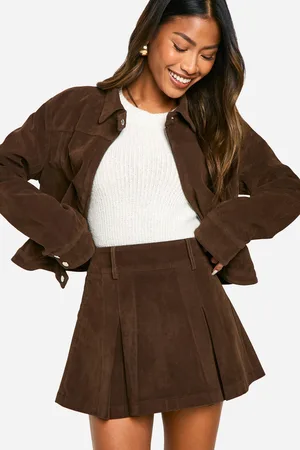 Boohoo Geplooid Nep Suède Mini Rokje