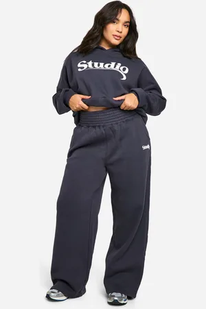 Boohoo Plus Studio Joggingbroek Met Tekst, Hoge Tailleband En Rechte Pijpen