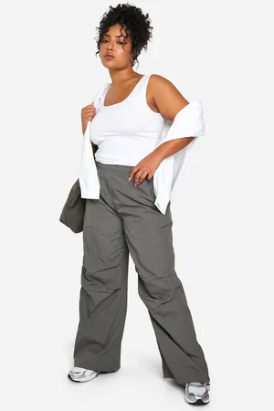 Boohoo Plus Nylon Wide Leg Cargo Broek