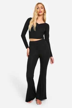 Boohoo Zachte Pyjama Set Met Broek En Knoop Detail