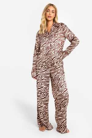 Boohoo Satijnen Zebraprint Pyjama Set Met Broek