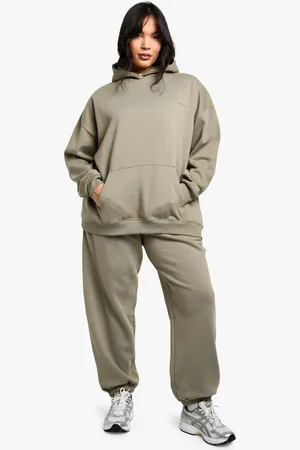Boohoo Plus Oversized Geborduurde Dsgn Studio Joggingbroek Met Enkel Detail