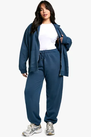 Boohoo Plus Oversized Geborduurde Dsgn Studio Joggingbroek Met Enkel Detail