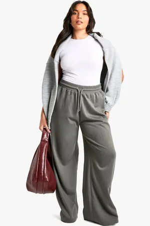 Boohoo Plus Geborduurde Dsgn Studio Wide Leg Joggingbroek