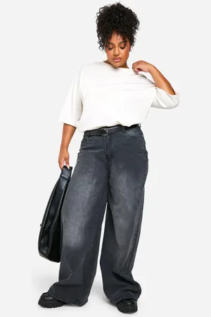 Boohoo Plus Gebleekte Slim Fit Wide Leg Jeans