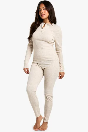 Boohoo Petite Geribbelde Henley Set Met Lange Mouwen En Leggings