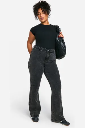 Boohoo Plus Flared Booty Boost High Rise Jeans