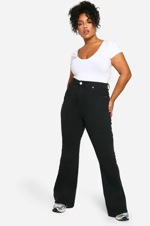 Boohoo Plus Plus Flared Jeans