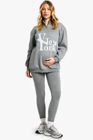 Boohoo Zwangerschap New York Large Print Leggings Set Met Halve Rits