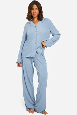 Boohoo Geribbelde Pyjama Set Met Broek En Knopen