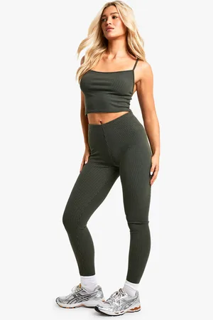 Boohoo Two Tone Leggings En Hemdje Set
