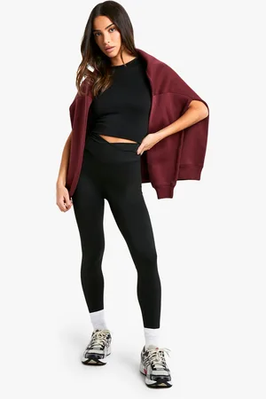 Boohoo Petite Super Zachte Leggings Met Perzikhuid En V-Taille
