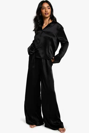 Boohoo Petite Satijnen Pyjama Set Met Broek