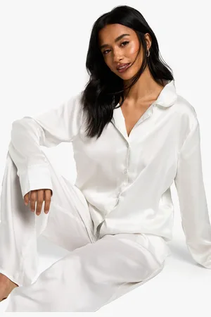 Boohoo Petite Satijnen Pyjama Set Met Broek