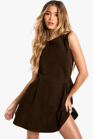 Boohoo Geplooide Suède Mini Jurk
