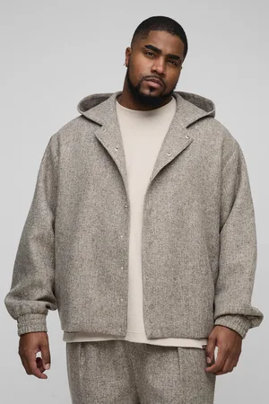 Boohoo Plus Getailleerde Bouclé Jas Met Capuchon