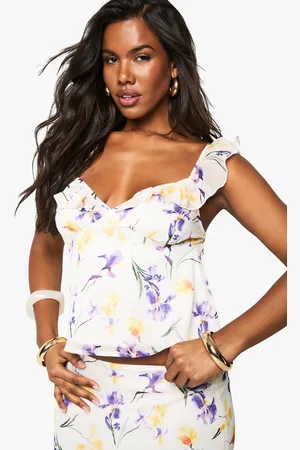 Boohoo Geweven Dobby Hemdje Met Bloemenprint, Ruches En Bandjes