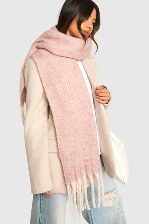 Boohoo Oversized Gerafelde Herringbone Sjaal