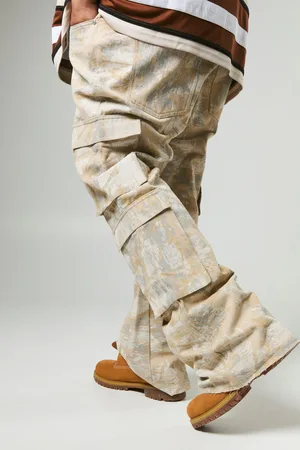 Boohoo Plus Flared Camo Cargo Slim Fit Jeans