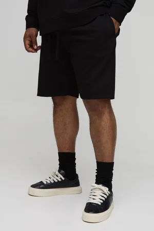 Boohoo Plus Basic Regular Fit Shorts