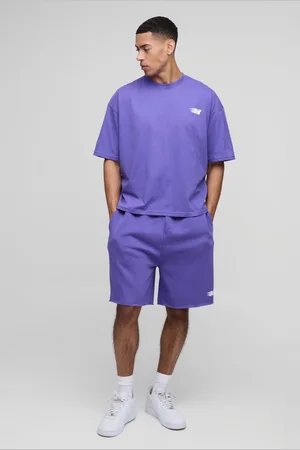Boohoo Oversized Boxy M T-Shirt Met Vlammen En Laag Kruis En Shorts Set