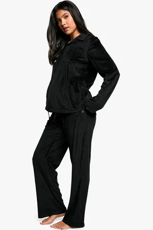 Boohoo Zwangerschap Velours Fleece Pyjama Set Met Knopen