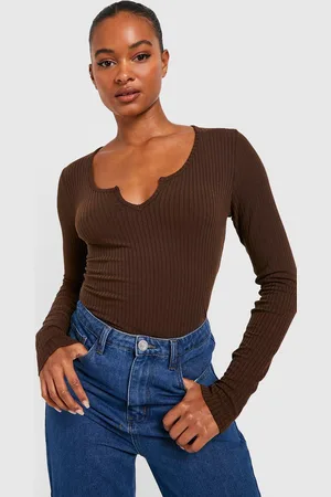 Boohoo Tall Zachte Geribbelde One Piece Met Hals Inkeping En Lange Mouwen