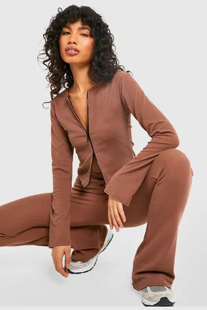 Boohoo Geribbelde Flared Skinny Fit Broek