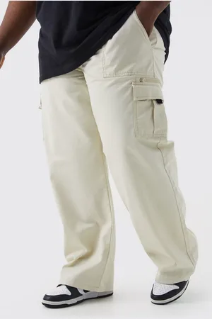 Boohoo Plus Elastische Ribfluwelen Cargo Broek Met Rits