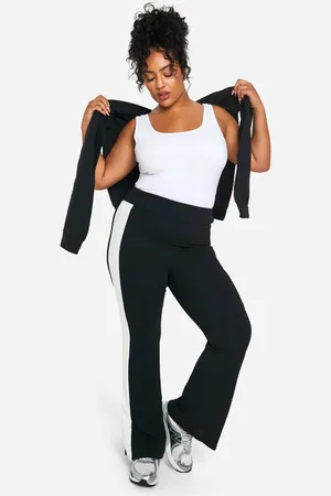 Boohoo Plus Broek Met Zijstreep En Rechte Pijpen