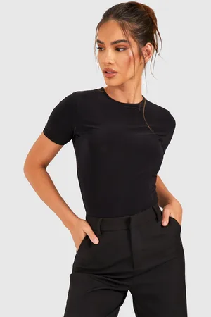 Boohoo Strakke One Piece Met Korte Mouwen En Crewneck