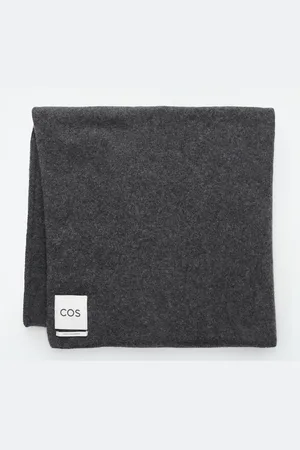 COS Pure Cashmere Scarf