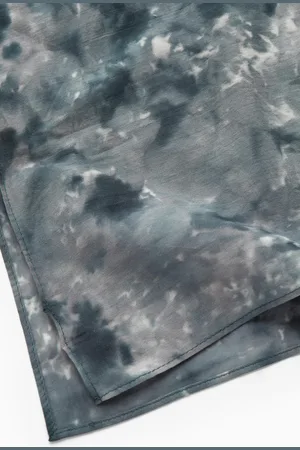 COS Tie-Dye Print Neck Scarf