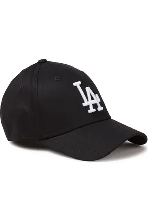 Zwarte cap NY met wit logo van New Era