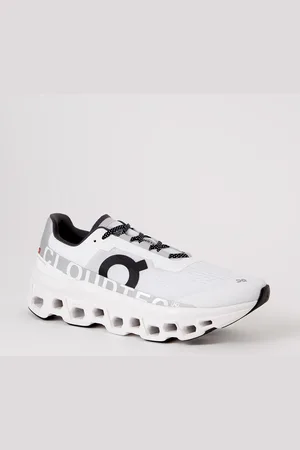 On Running Cloudmster sneaker met mesh details
