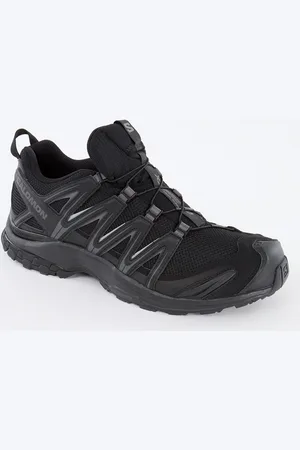 Salomon XA Pro 3D sneaker met details van mesh