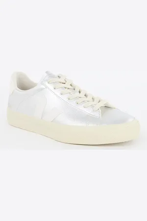 Veja Campo sneaker van leer met metallic finish