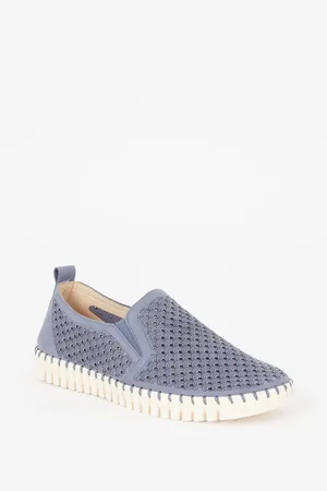 Ilse Jacobsen Tulip slip-on met cut-out detail