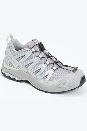 Salomon XA Pro 3D sneaker met details van mesh