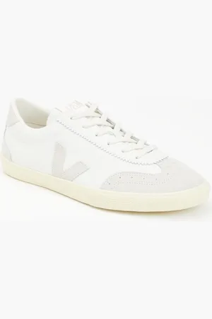 Veja Volley sneaker van leer met suède details