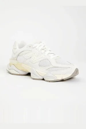 New Balance 9060 sneaker met suède details