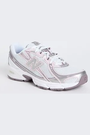New Balance 740 sneaker met mesh details