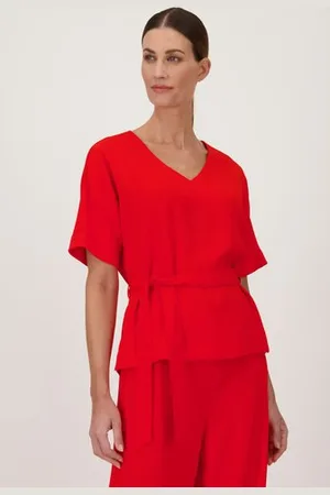 D Auvry Rode blouse met striklint