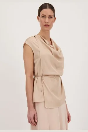 D Auvry Zandbeige blouse met satin look