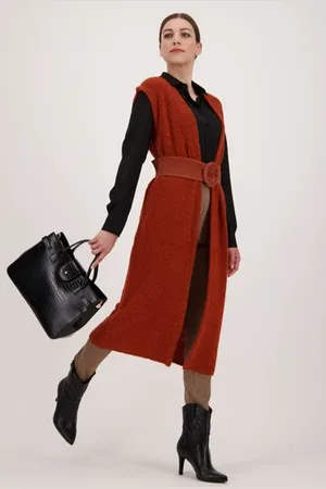 D Auvry Lange roodbruine cardigan zonder mouwen