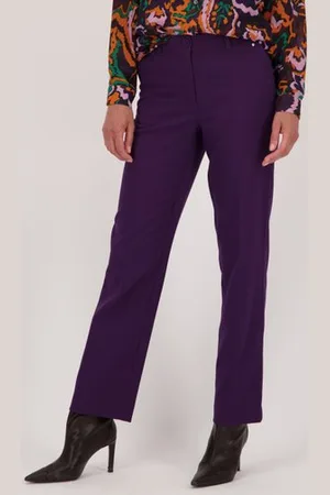 Claude Arielle Donker paarse geklede broek