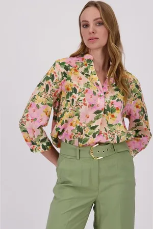 More & More Blouse met roze en groene bloemen